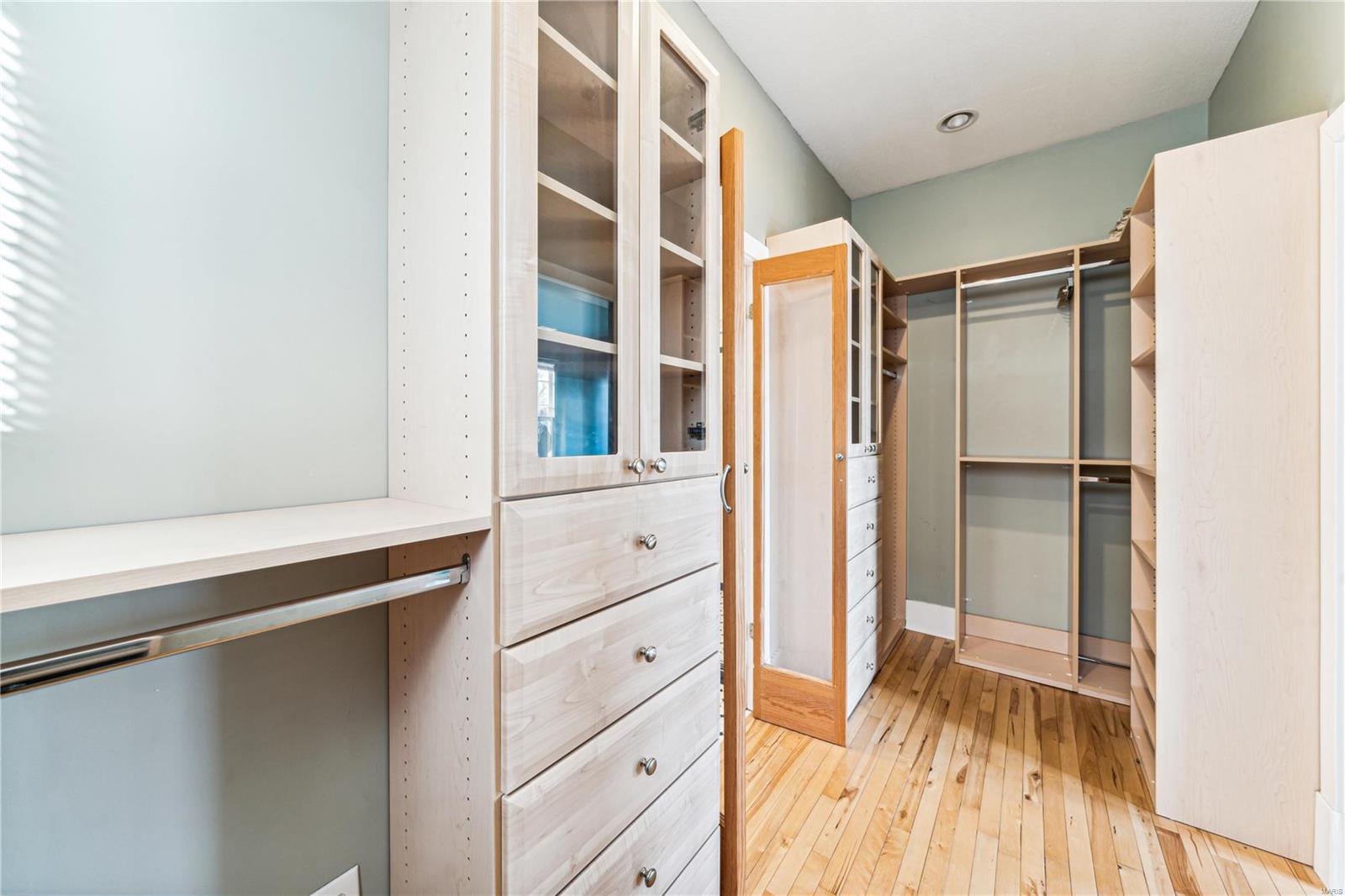 4133 Russell Blvd Unit: B