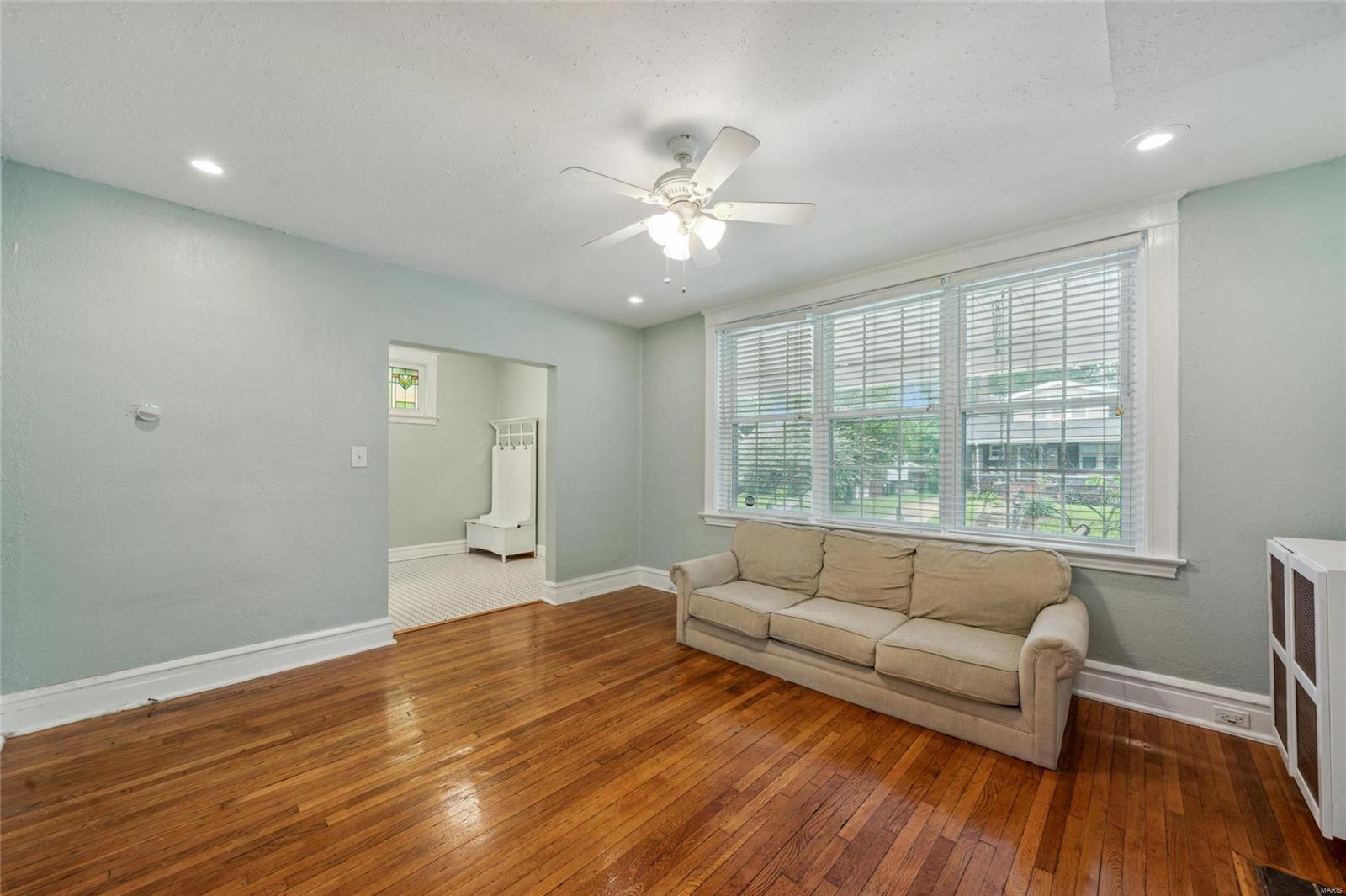 7420 Zephyr Place