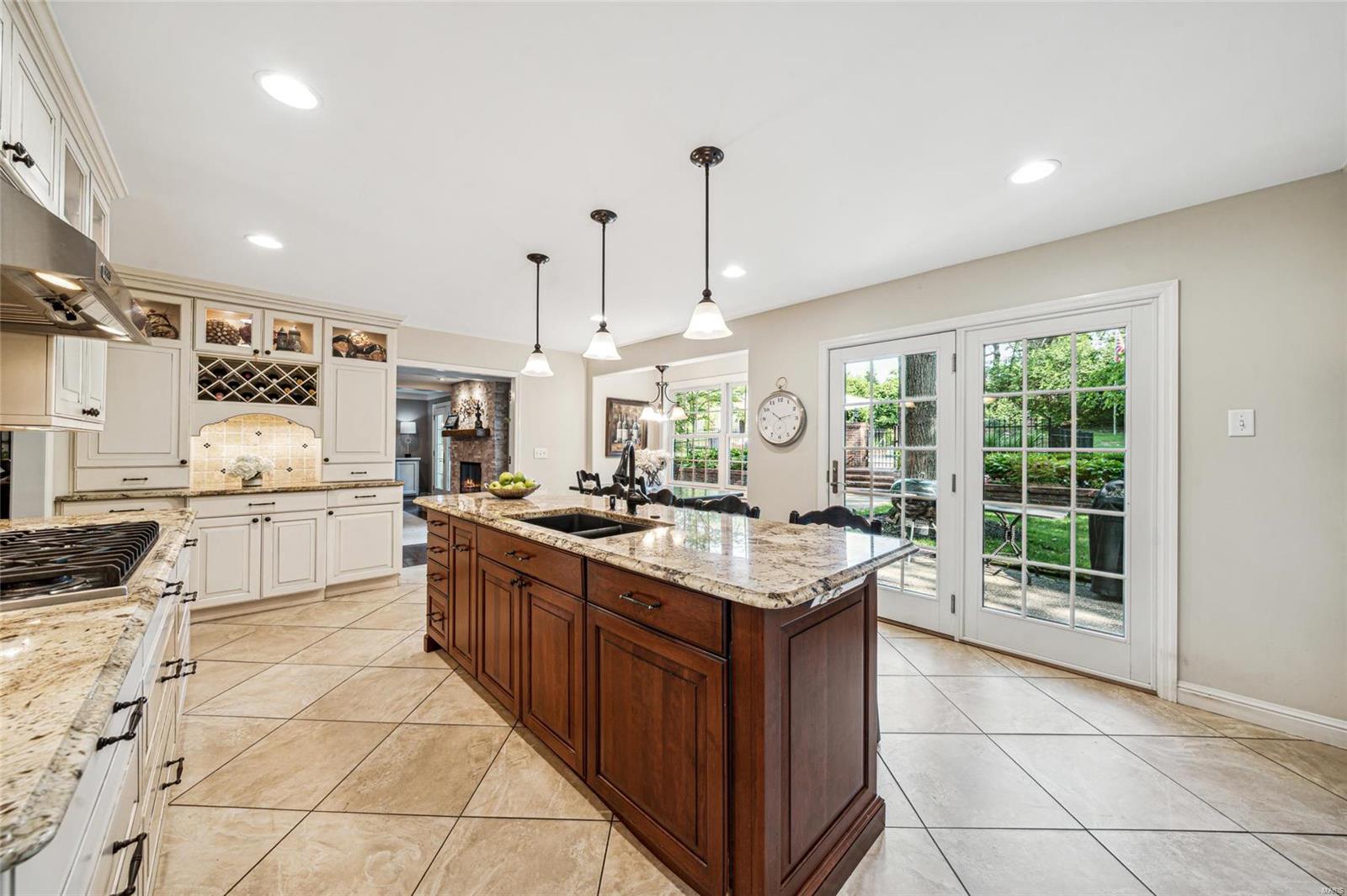 4 Stoney Brook Lane