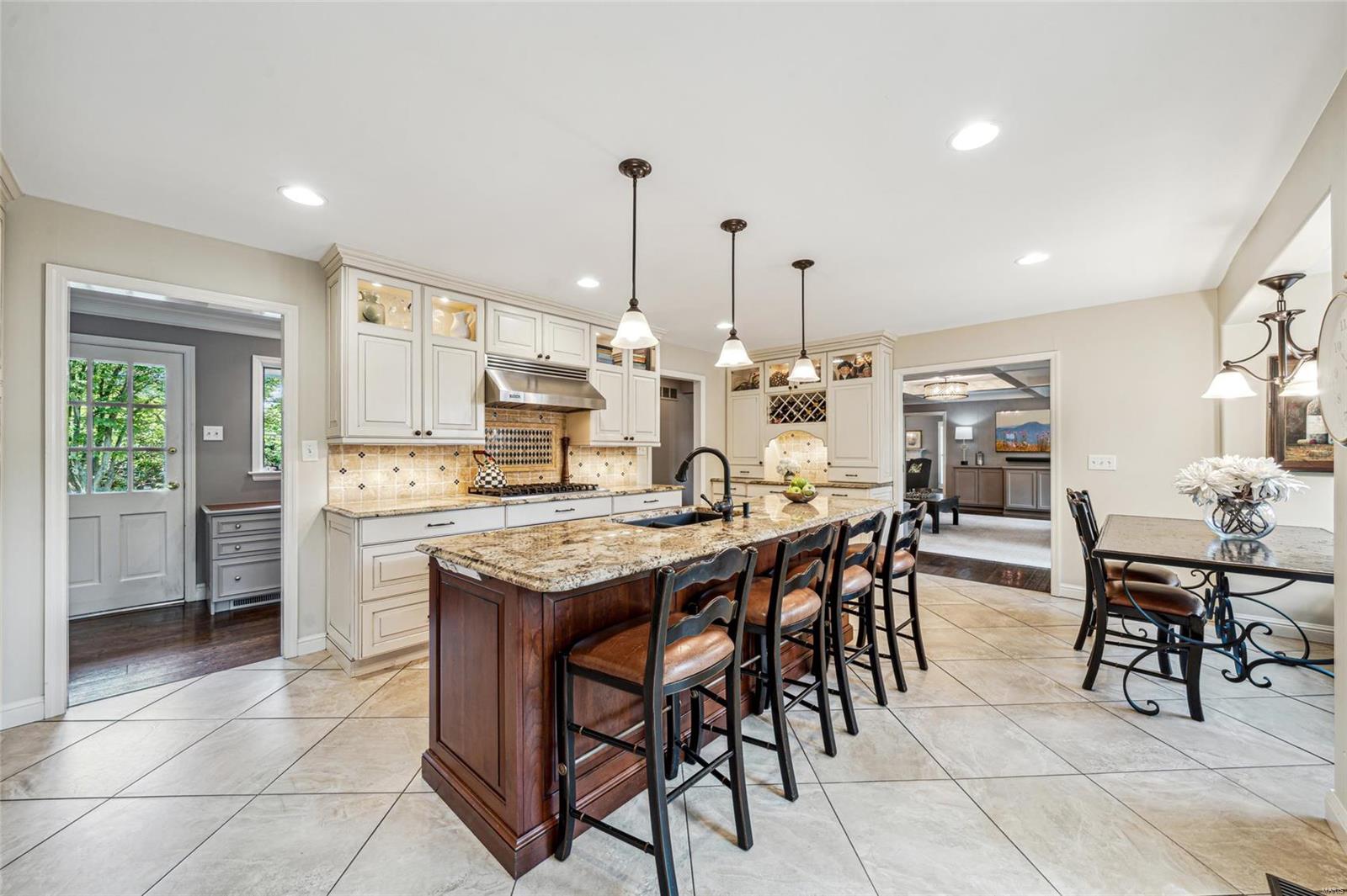 4 Stoney Brook Lane