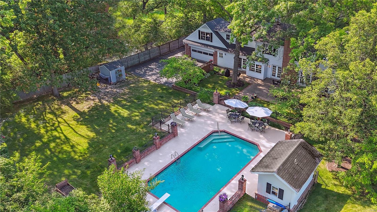 4 Stoney Brook Lane
