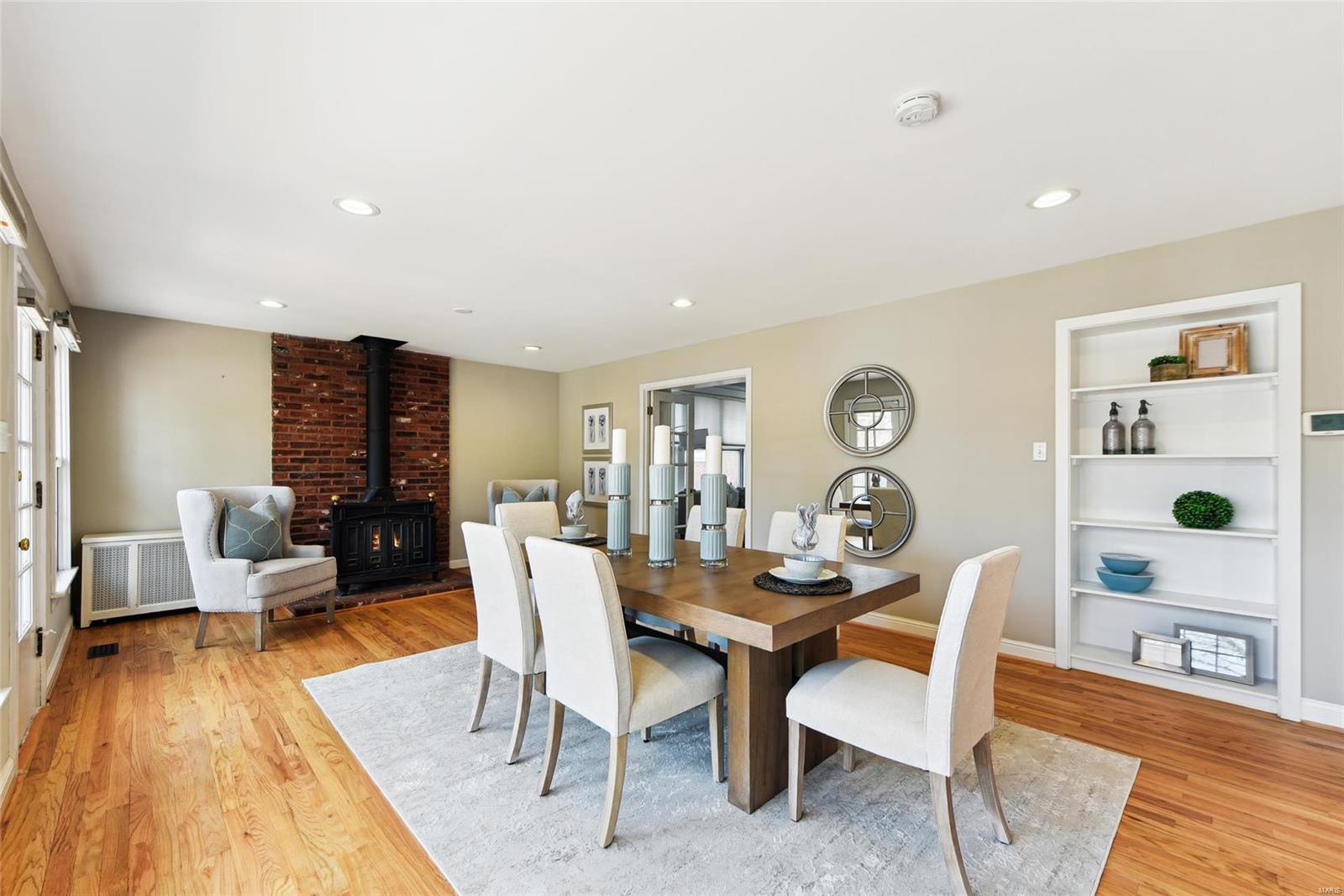 6339 Waterman Avenue