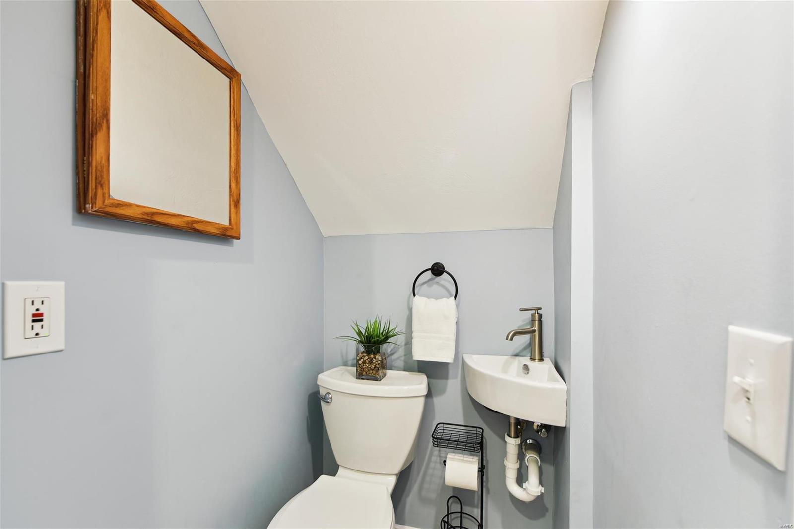 6339 Waterman Avenue