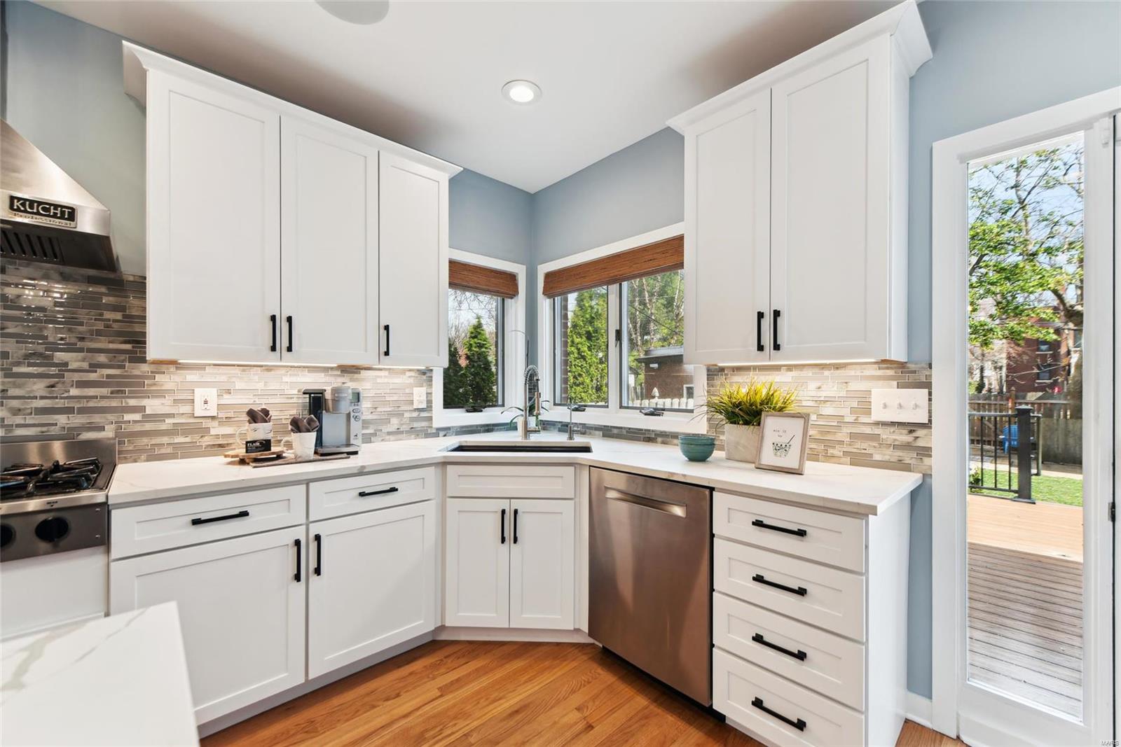 6339 Waterman Avenue