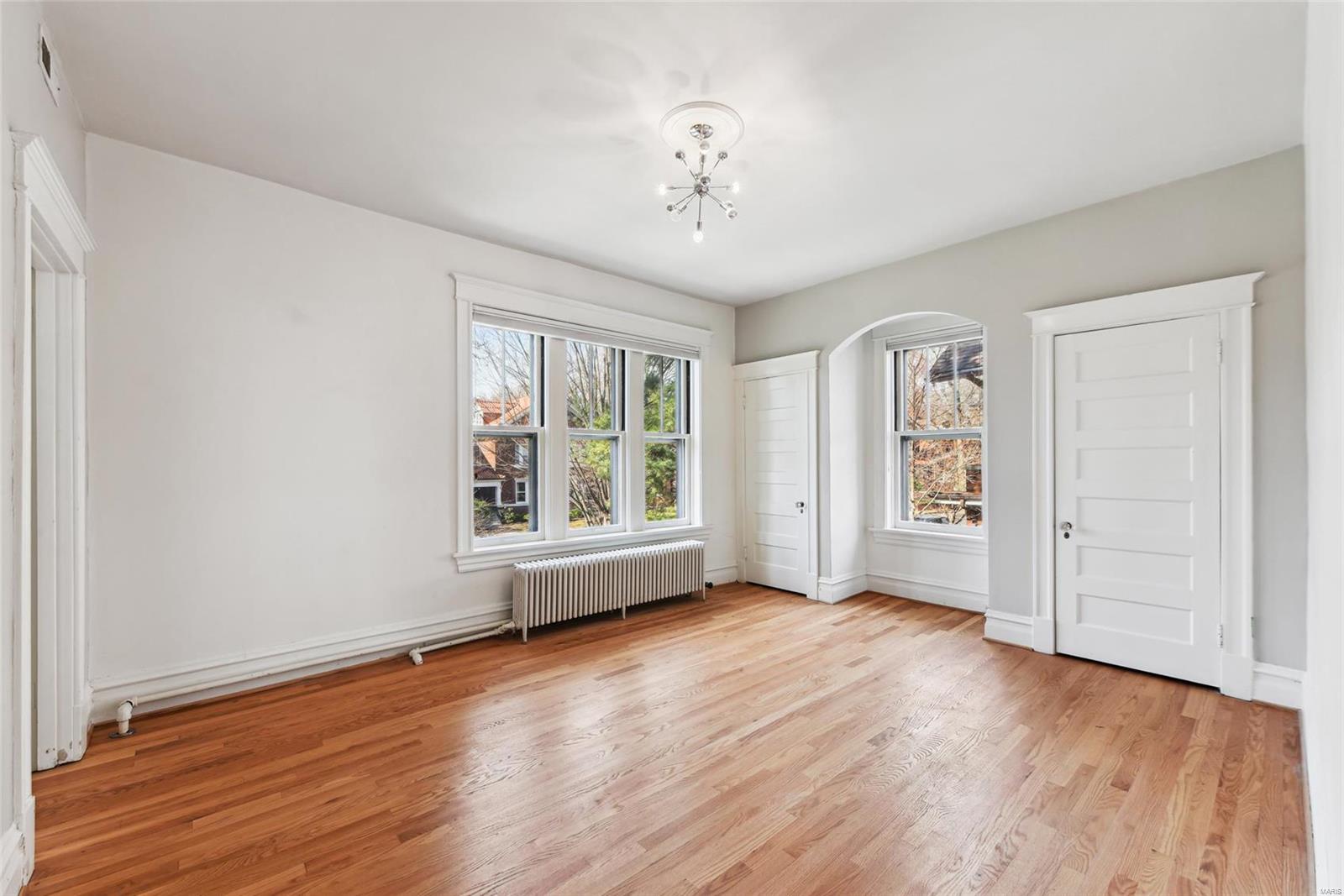 6339 Waterman Avenue