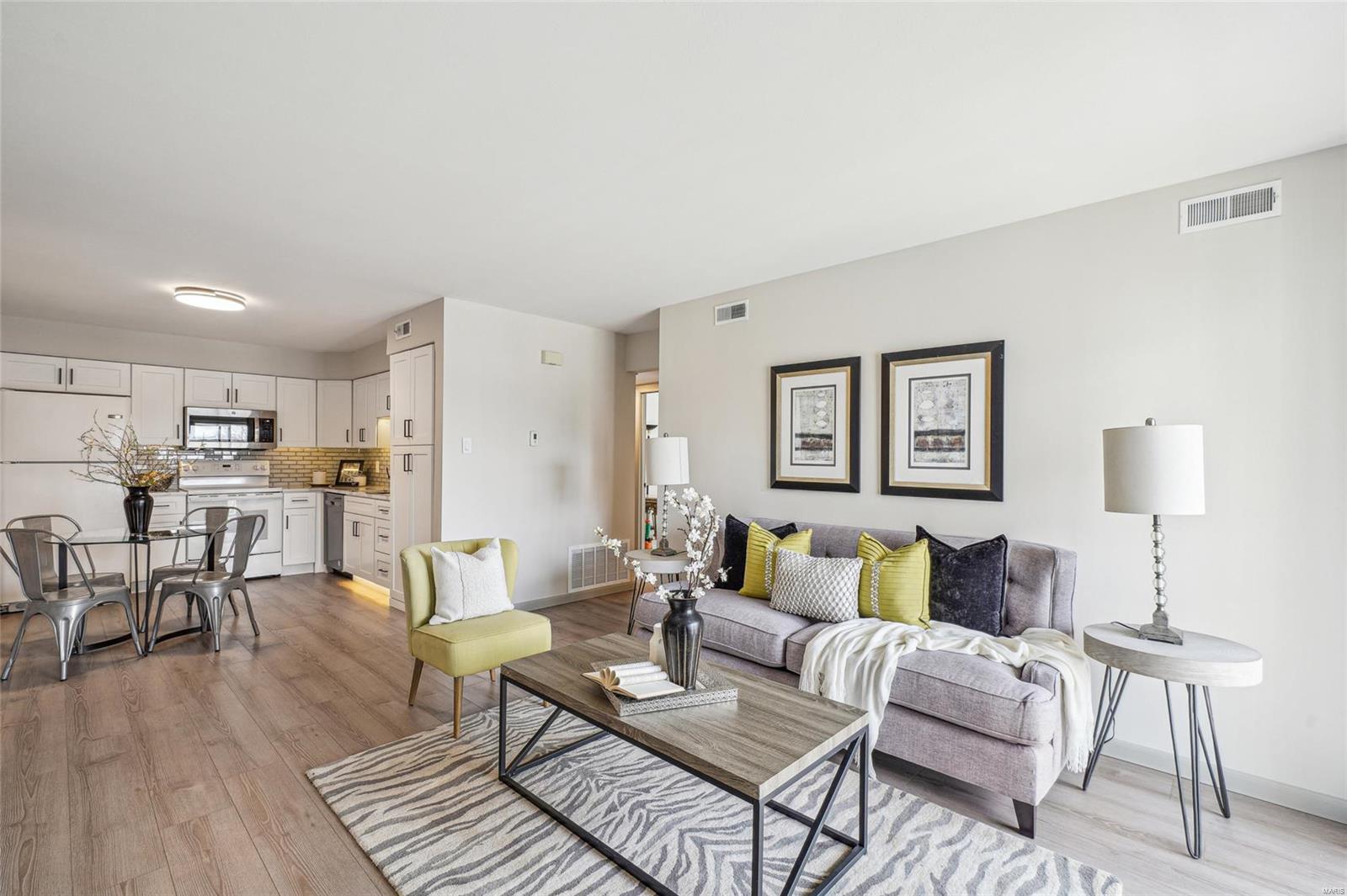 667 S Kirkwood Road Unit: 203