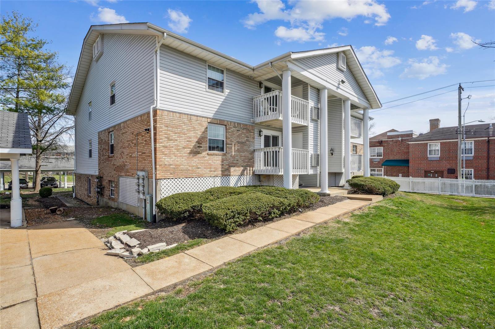 667 S Kirkwood Road Unit: 203