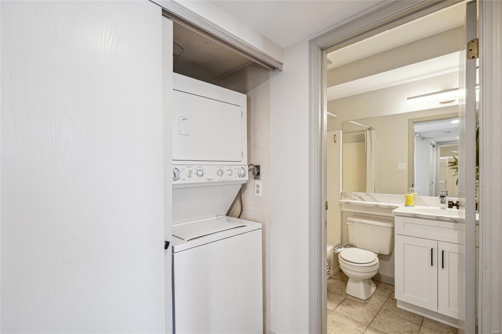 667 S Kirkwood Road Unit: 203
