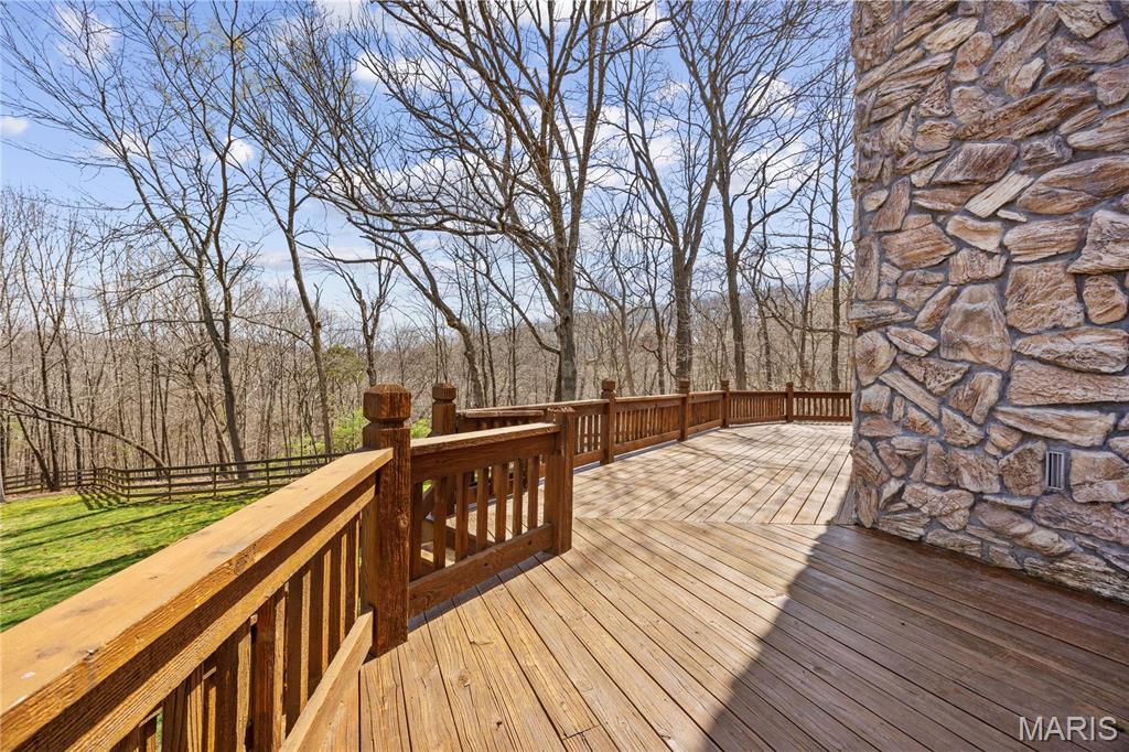 313 Fairfield Oak Spur