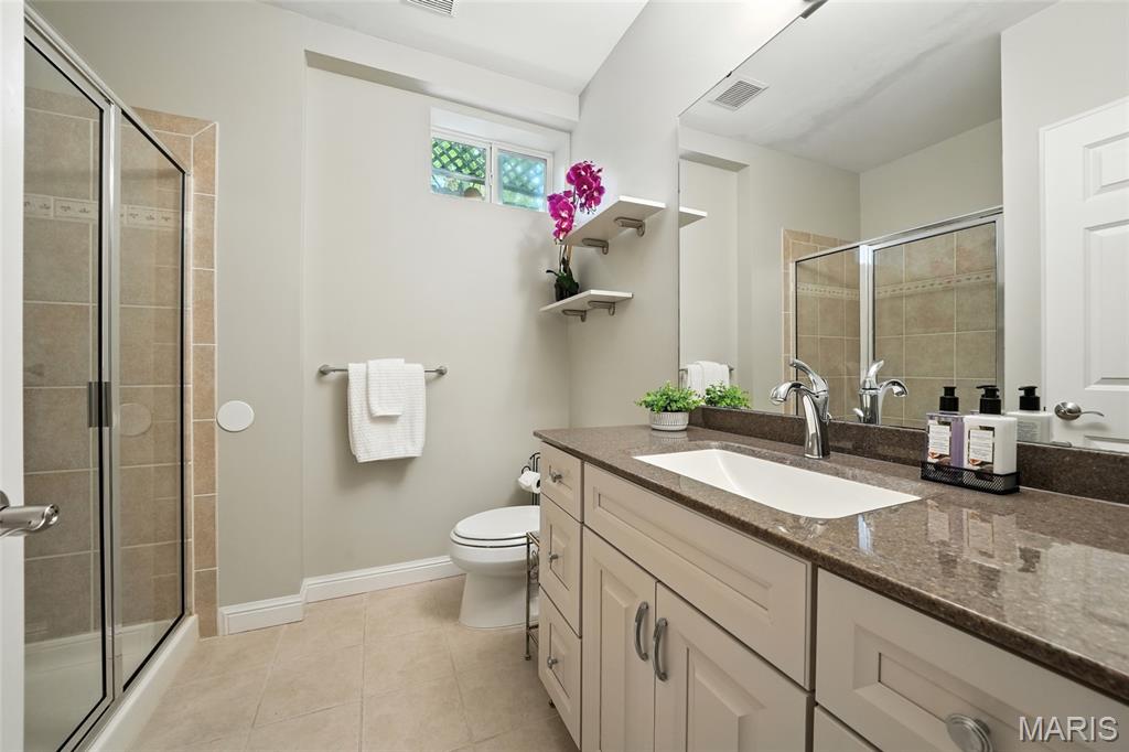 545 North And South Road