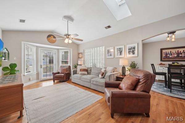 534 E Jefferson Avenue