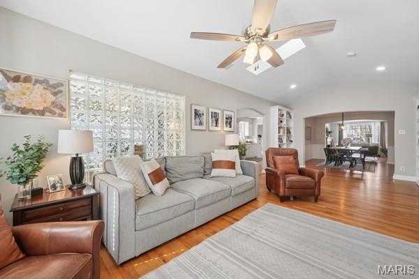 534 E Jefferson Avenue