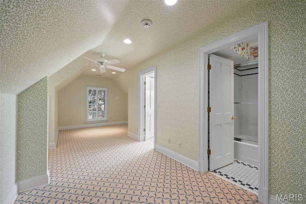 13456 Thornhill Drive