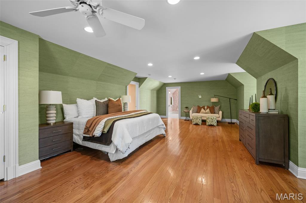 13456 Thornhill Drive