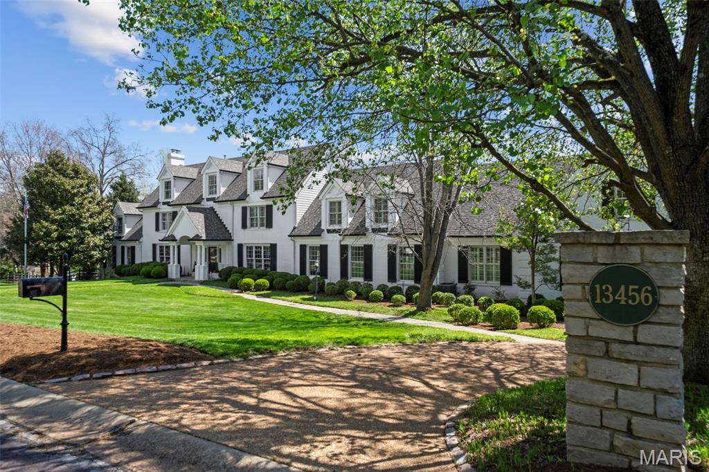 13456 Thornhill Drive