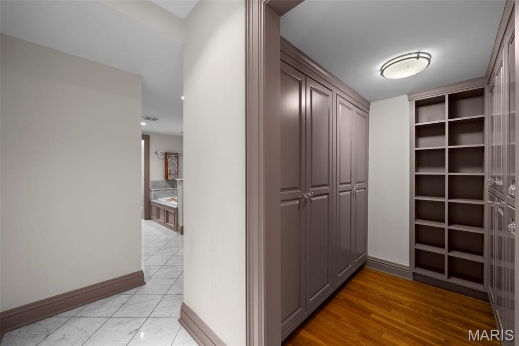 13456 Thornhill Drive