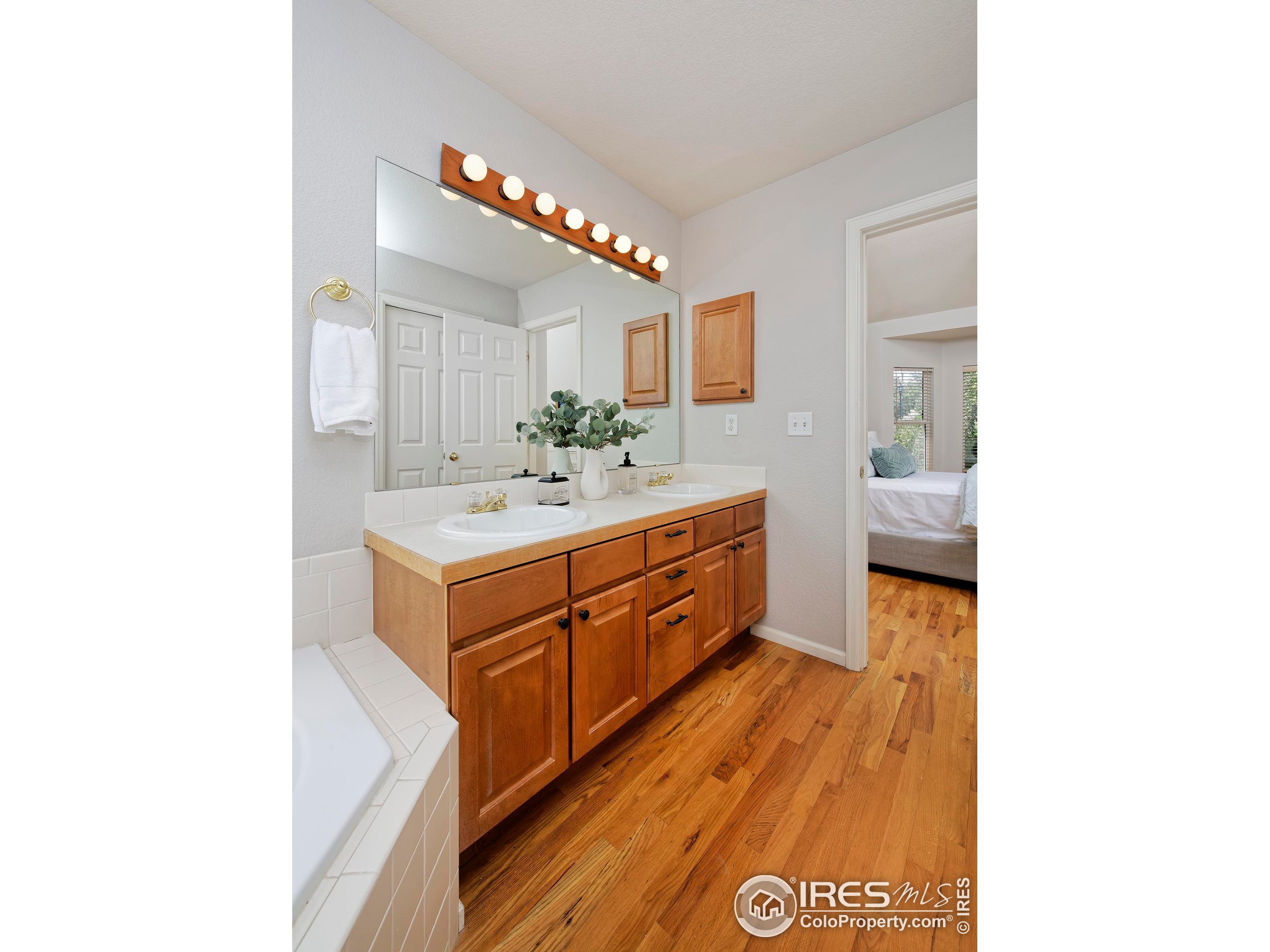 3500 Swanstone Dr 62