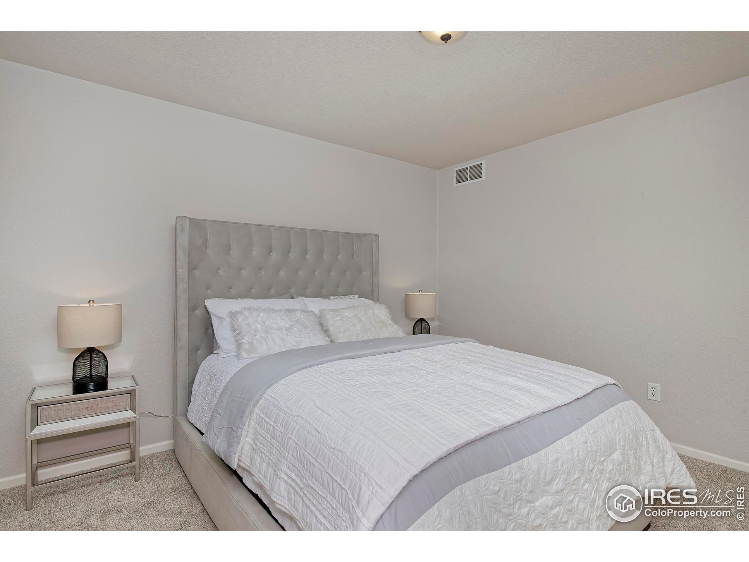 3500 Swanstone Dr 62