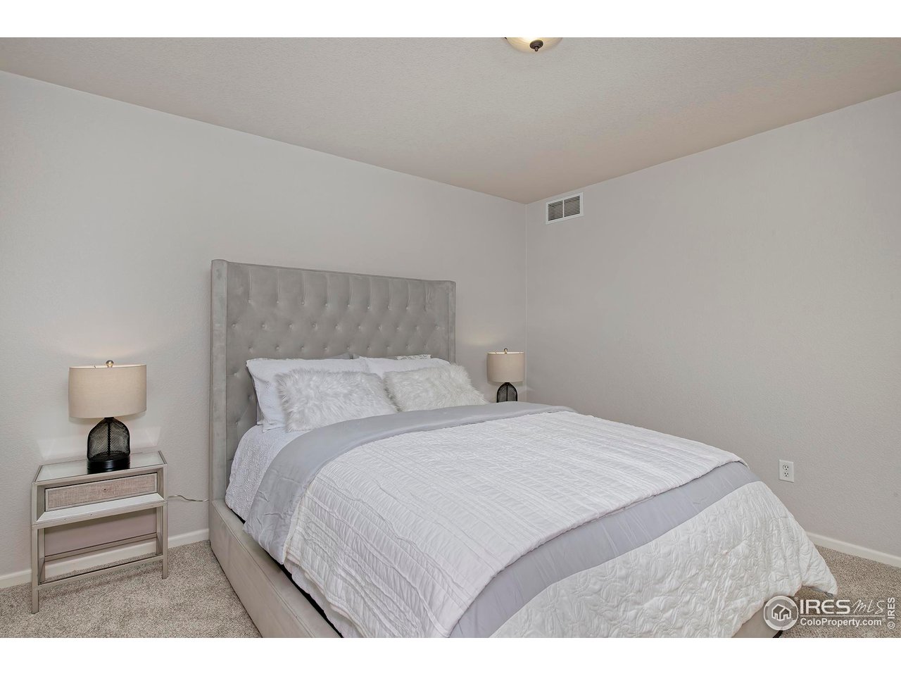 3500 Swanstone Dr 62