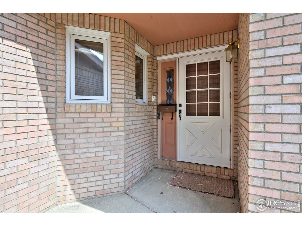 1531 W Swallow Rd 26