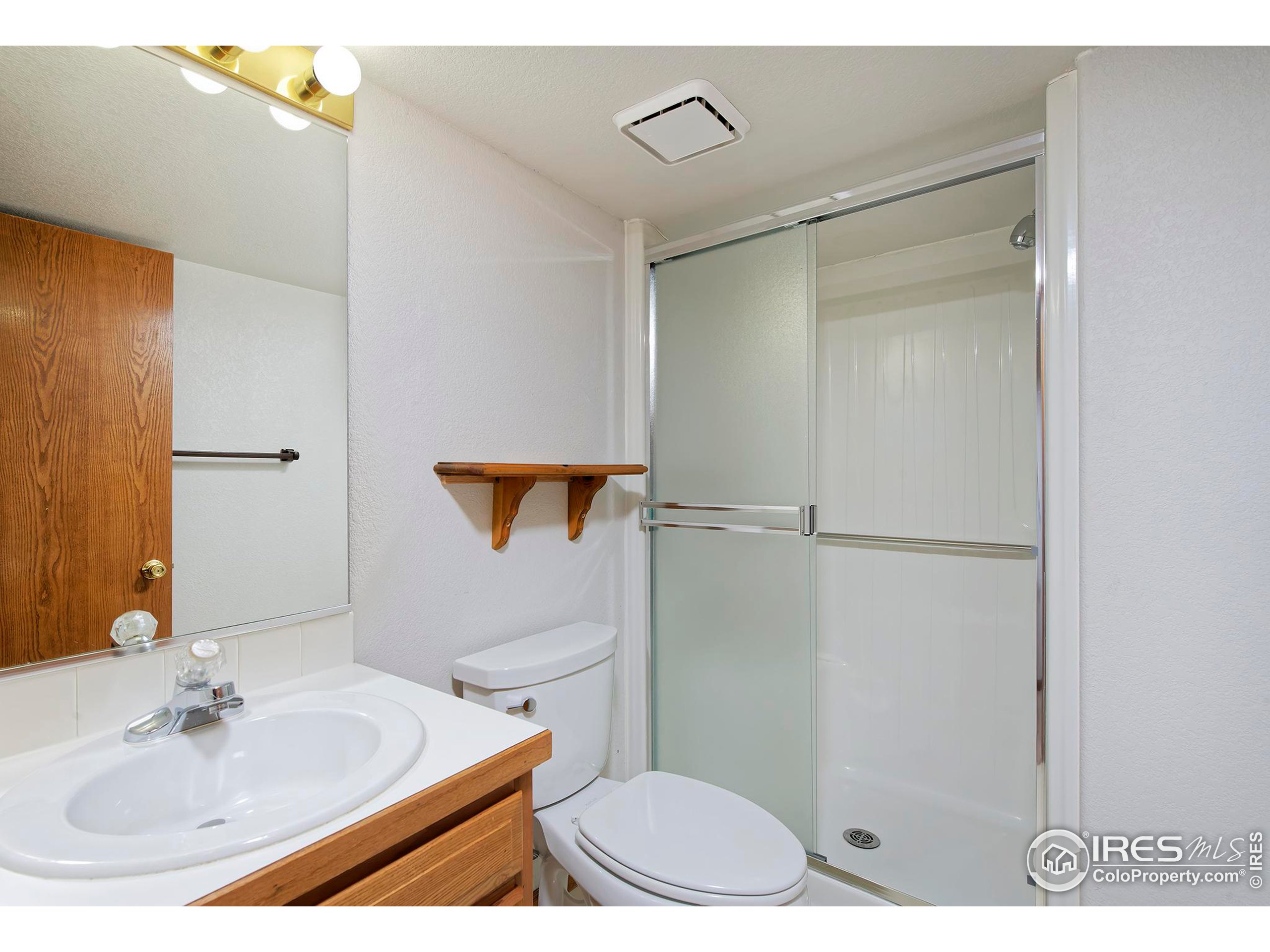 1531 W Swallow Rd 26