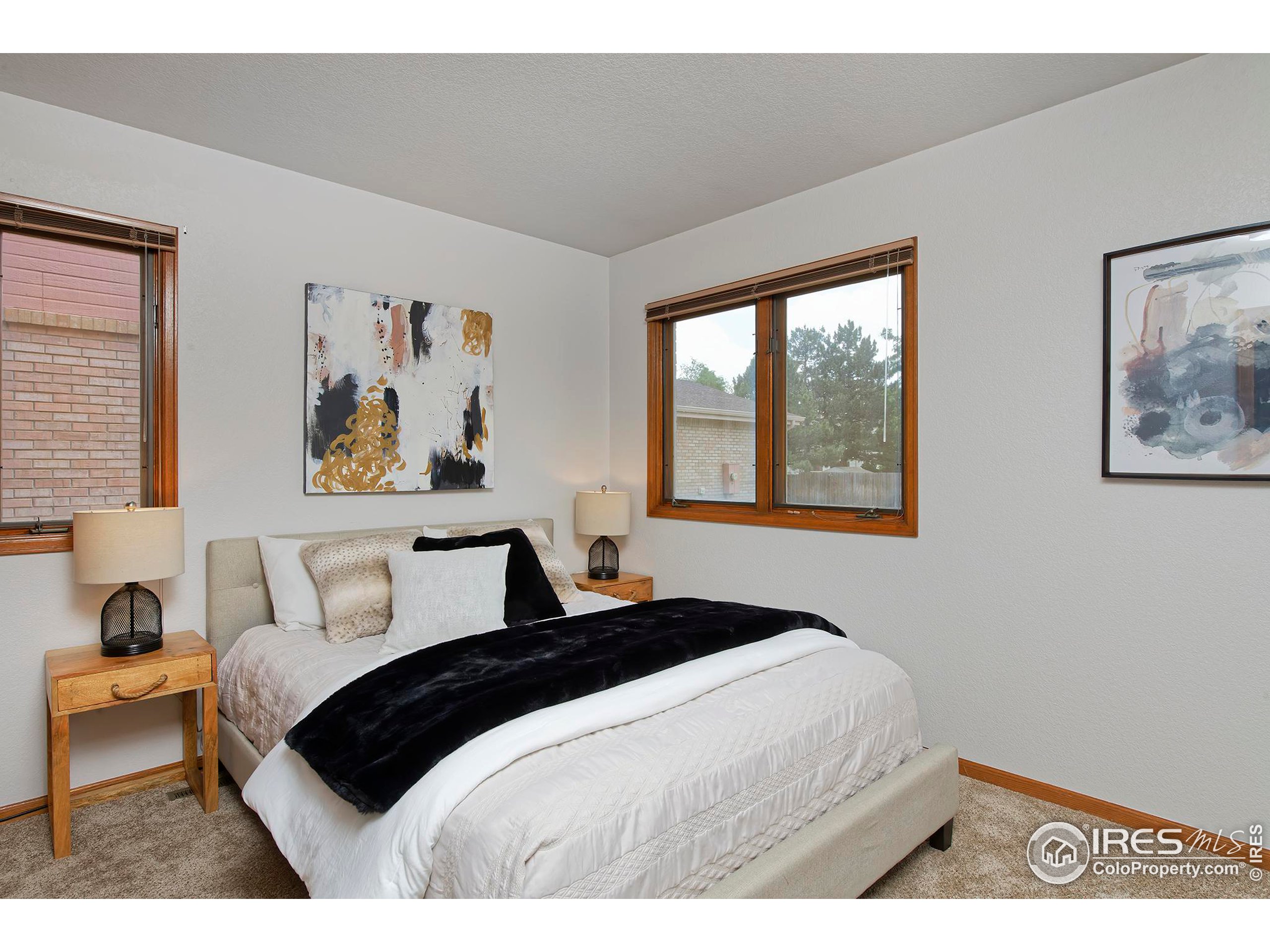 1531 W Swallow Rd 26