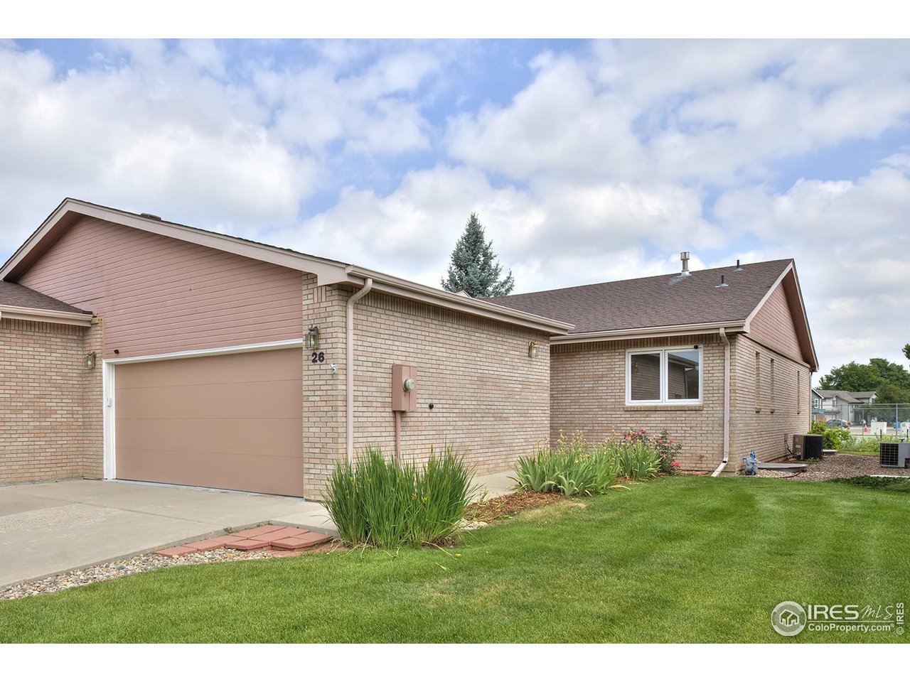 1531 W Swallow Rd 26