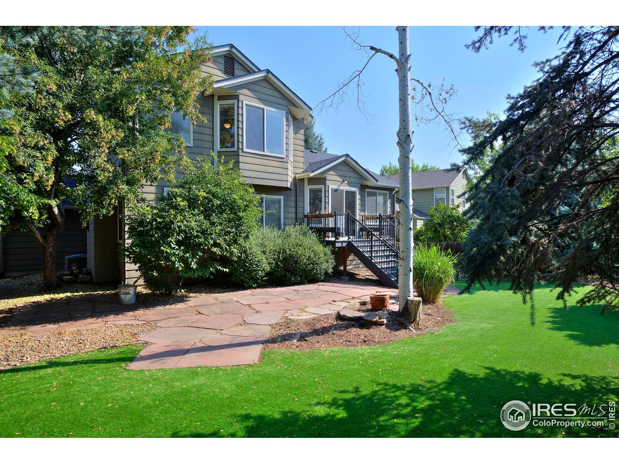 1926 Clark Ct