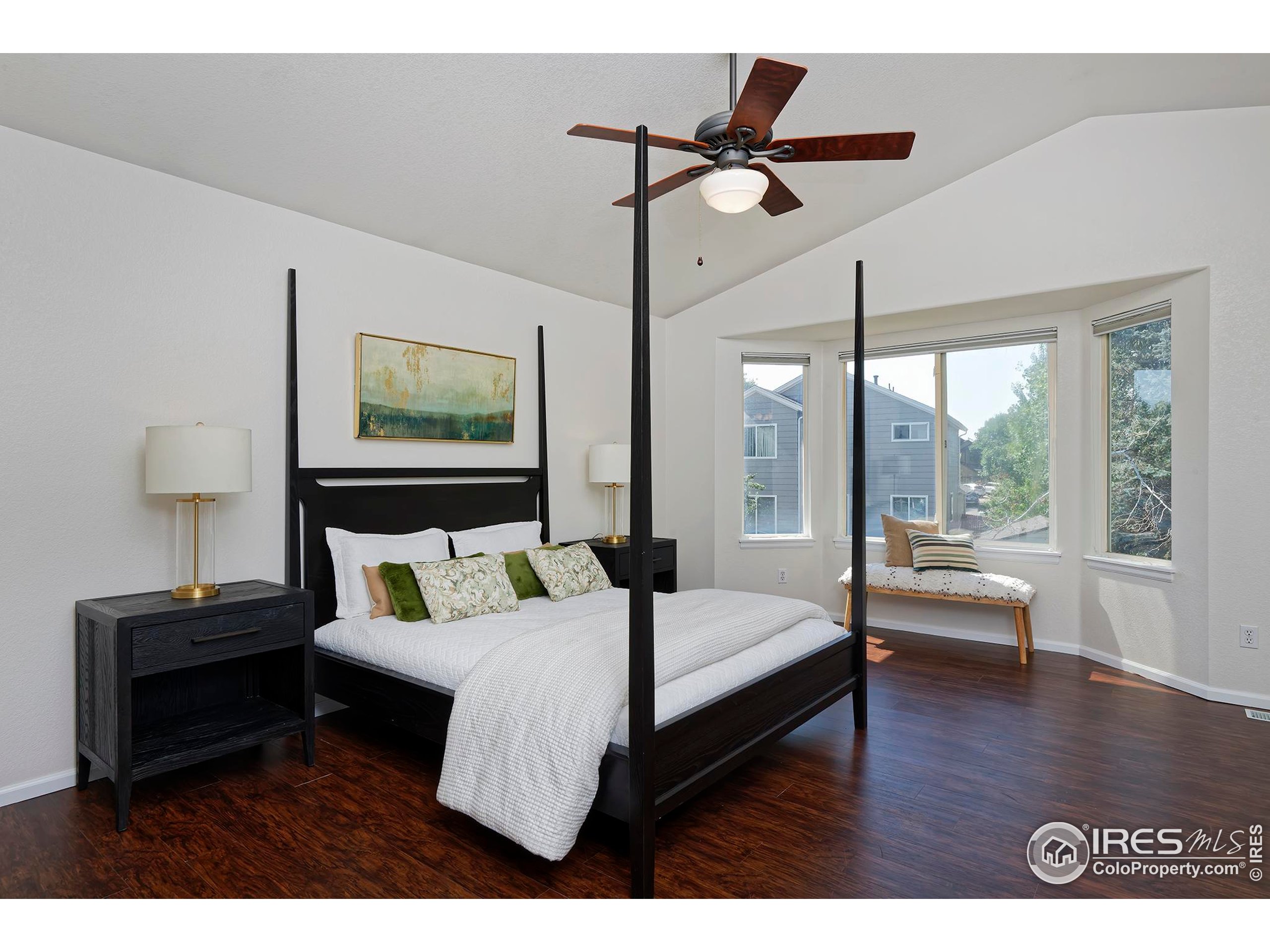 1926 Clark Ct