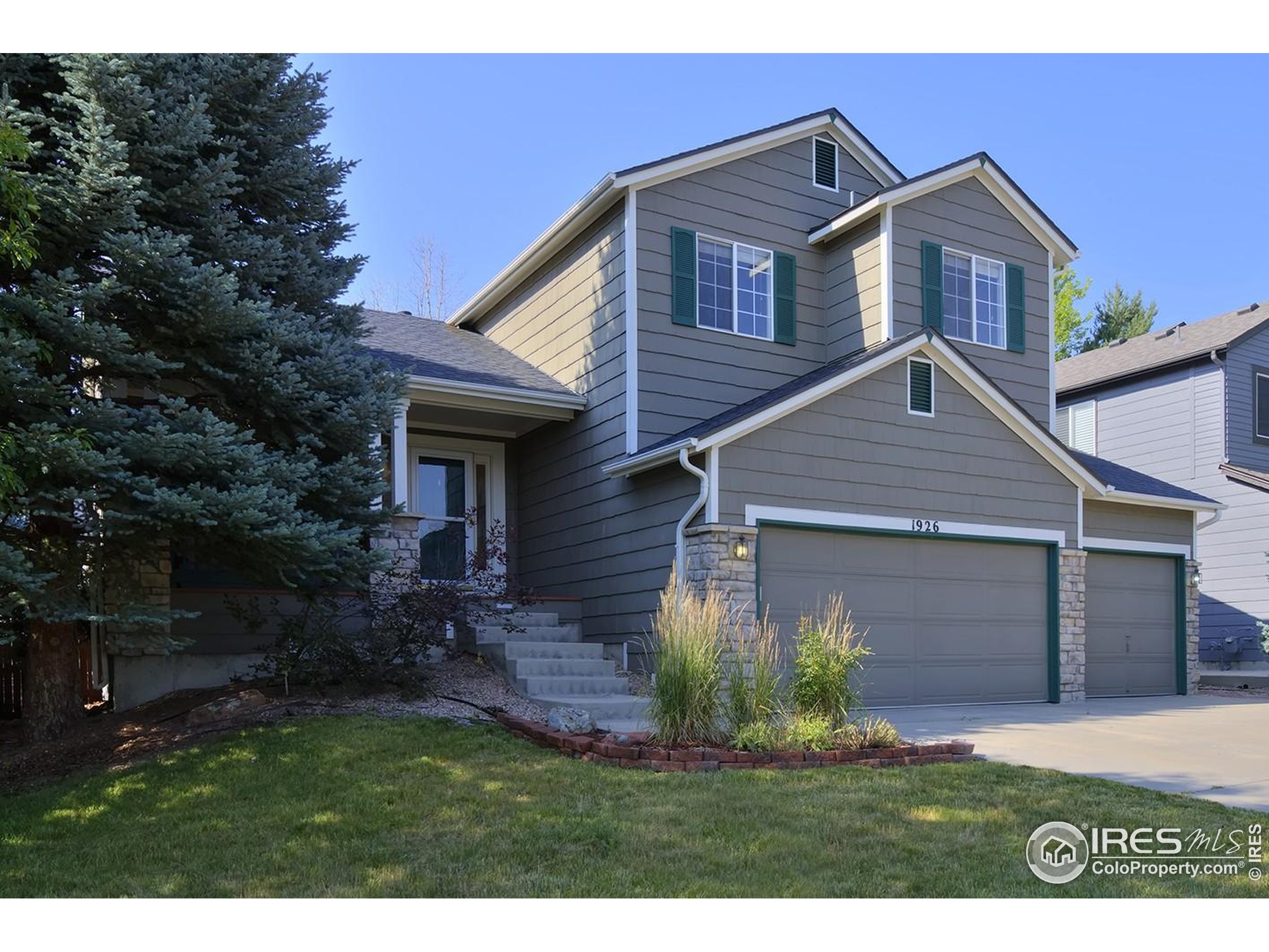 1926 Clark Ct