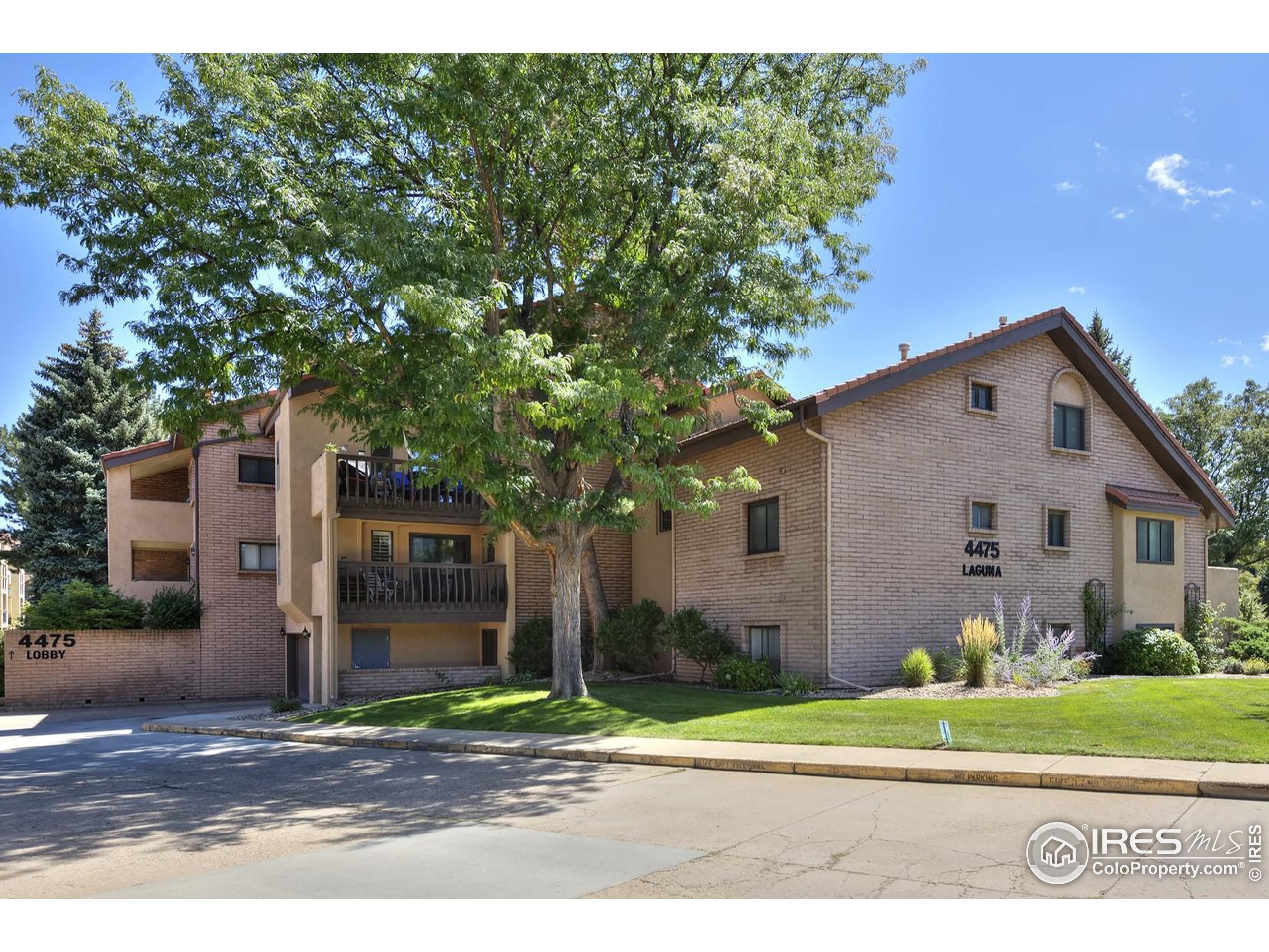 4475 Laguna Pl Unit: 210