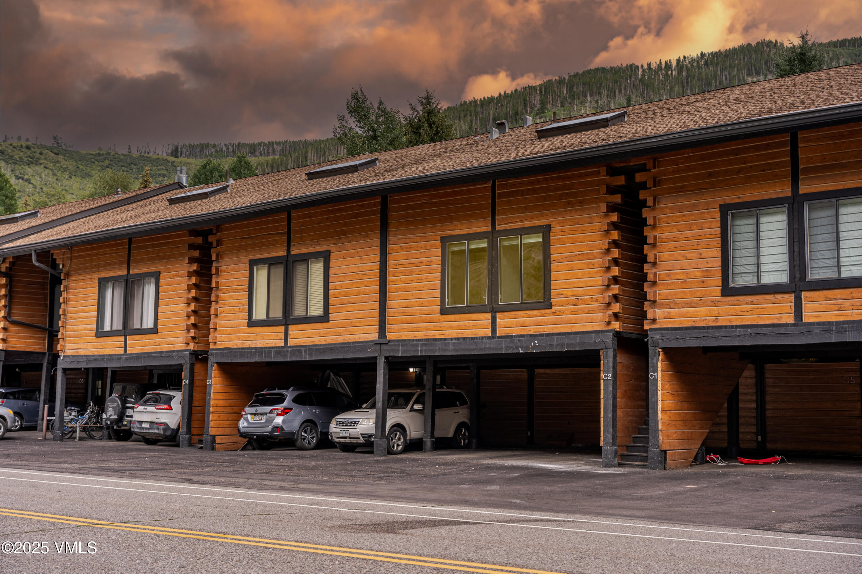 2958 S Frontage Road W, C2