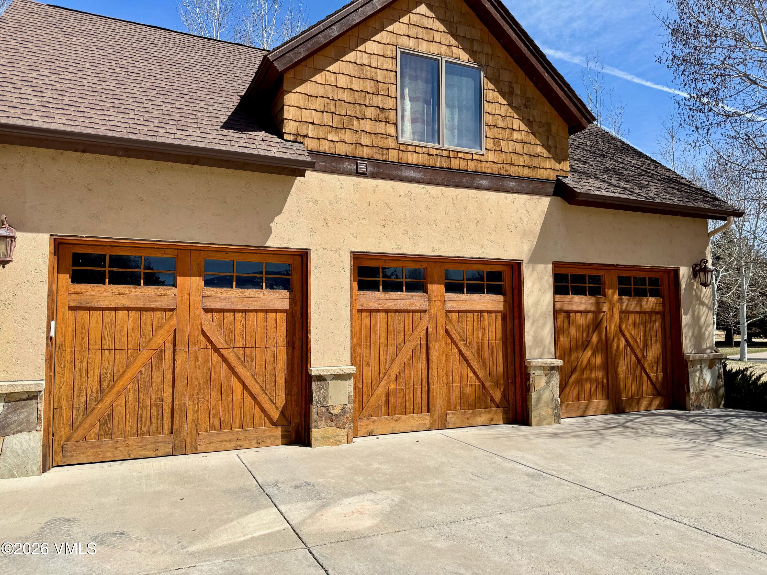 190 Whitetail Drive
