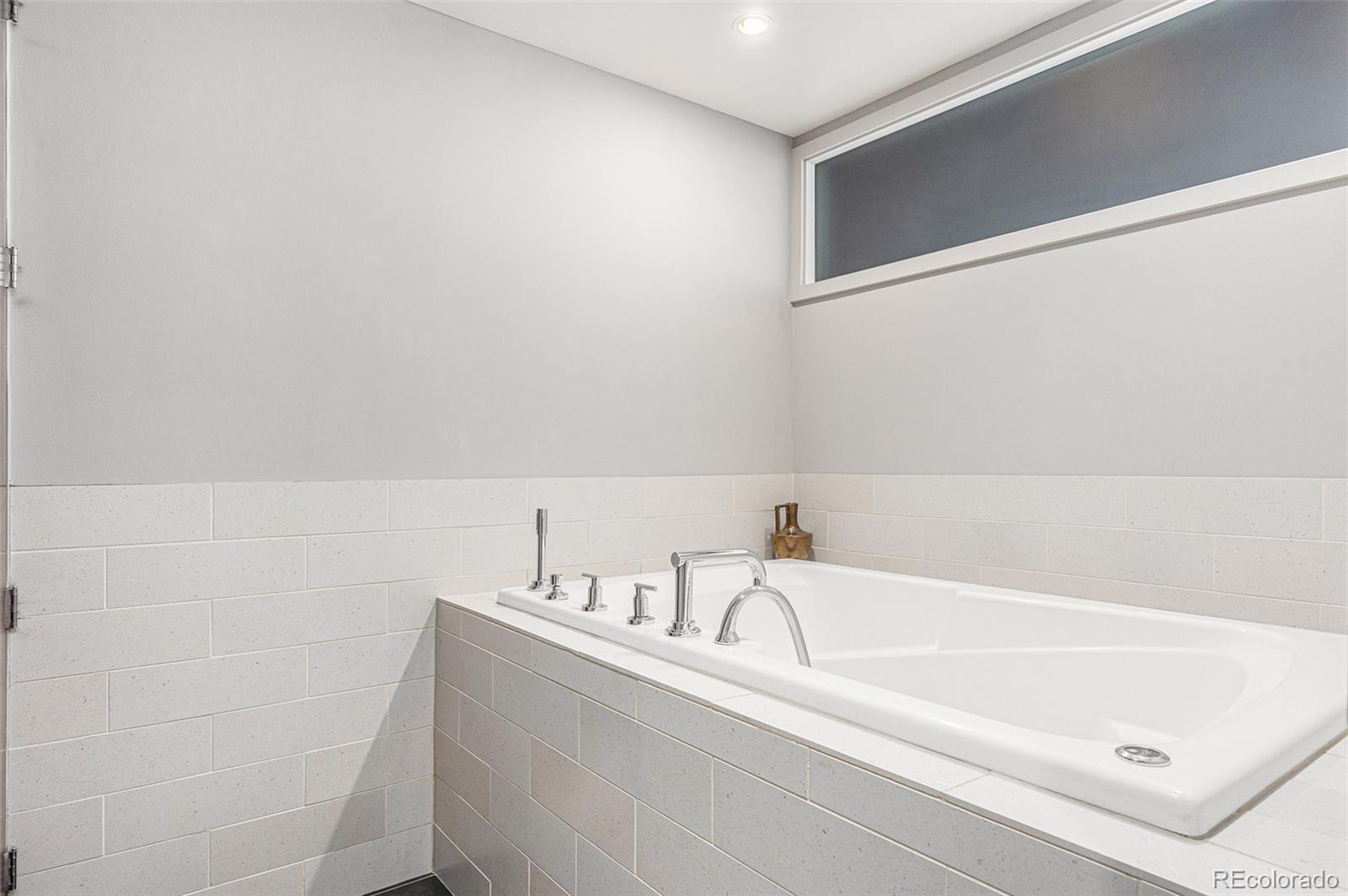 1863 Wazee Street Unit: 4E