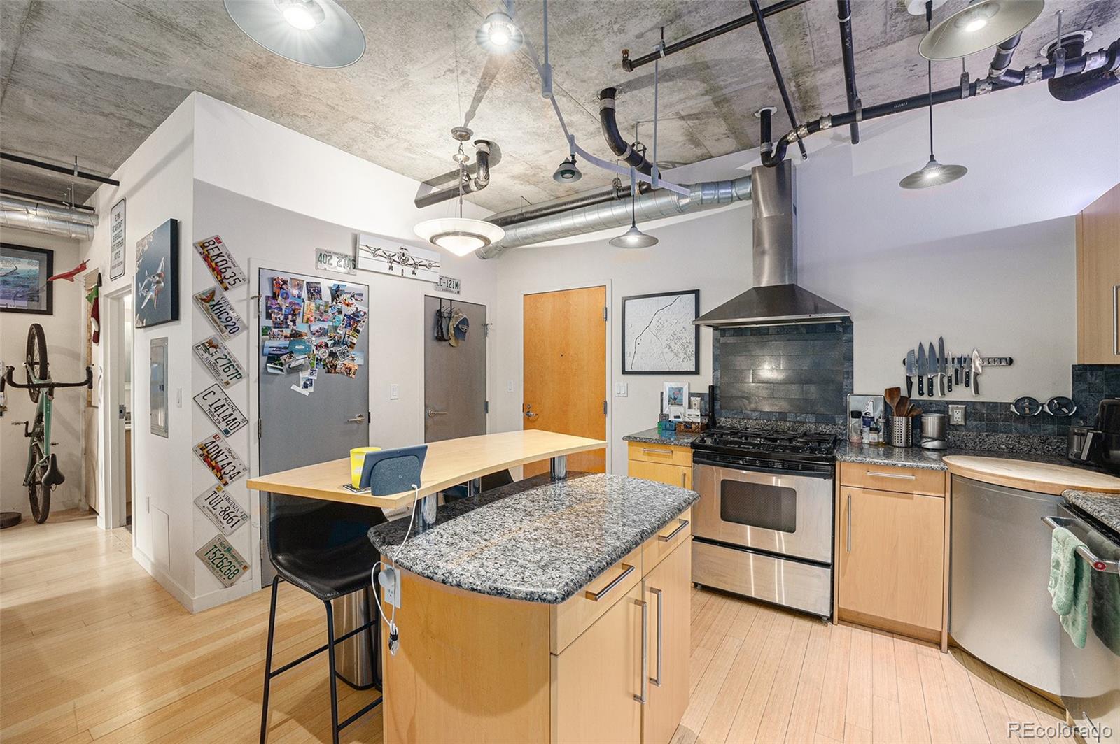 1401 Wewatta Street Unit: 413