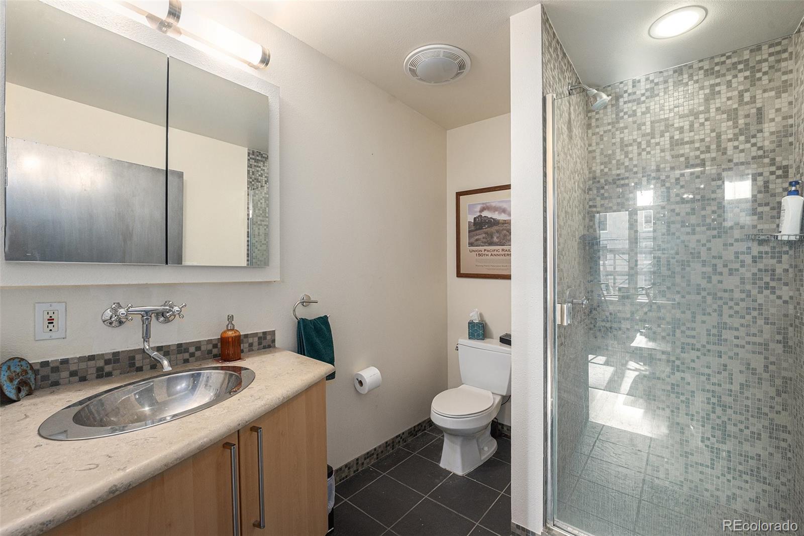 1401 Wewatta Street Unit: 413