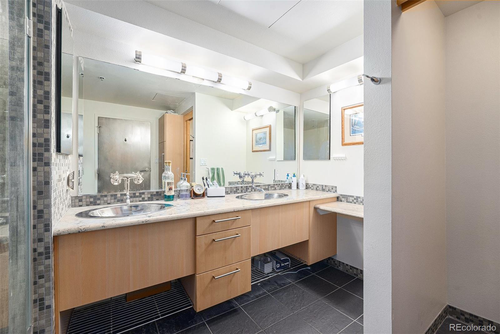 1401 Wewatta Street Unit: 413