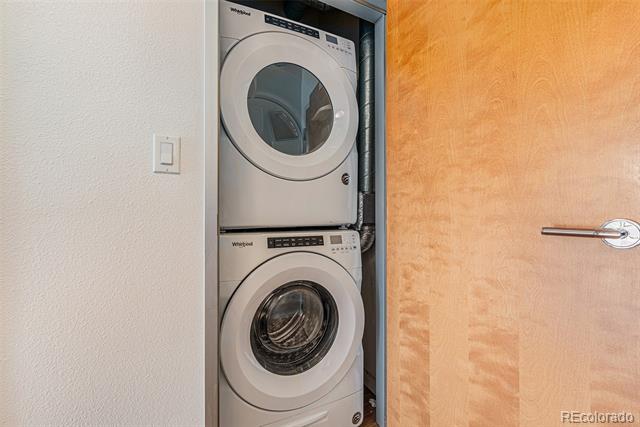 1401 Wewatta Street Unit: 214