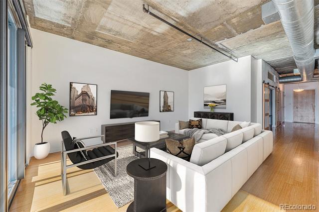 1401 Wewatta Street Unit: 214