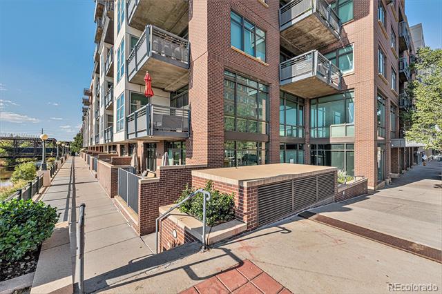 1401 Wewatta Street Unit: 214