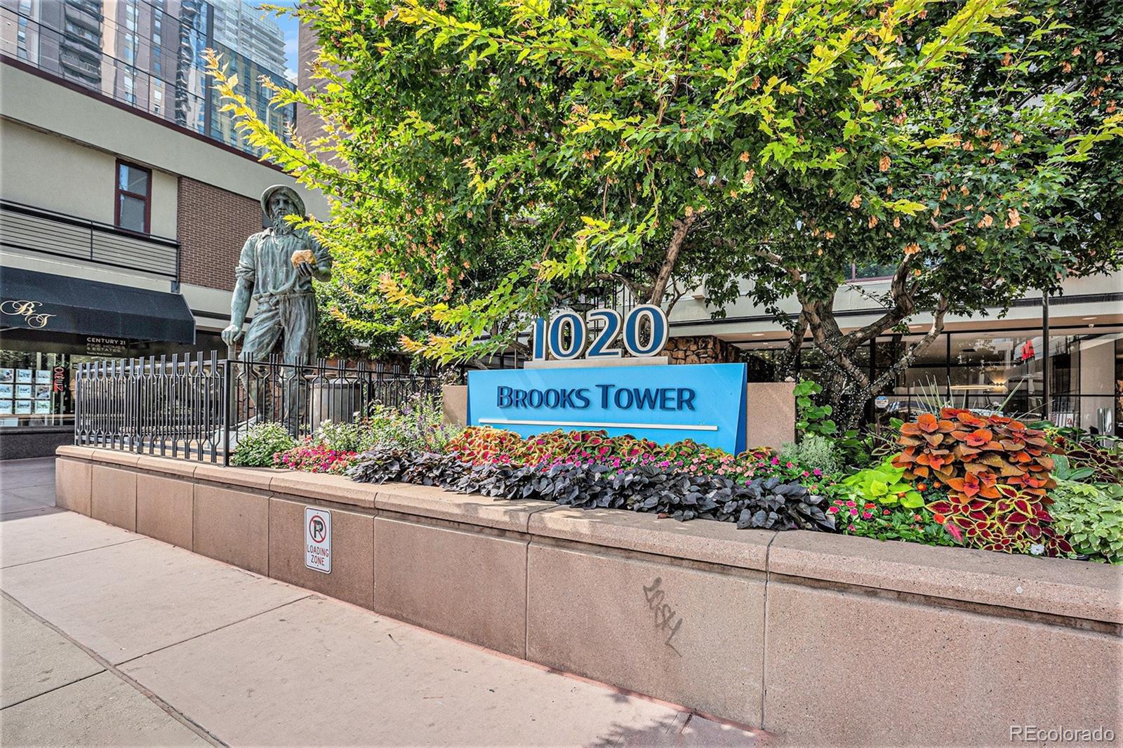 1020 15th Street Unit: 9G