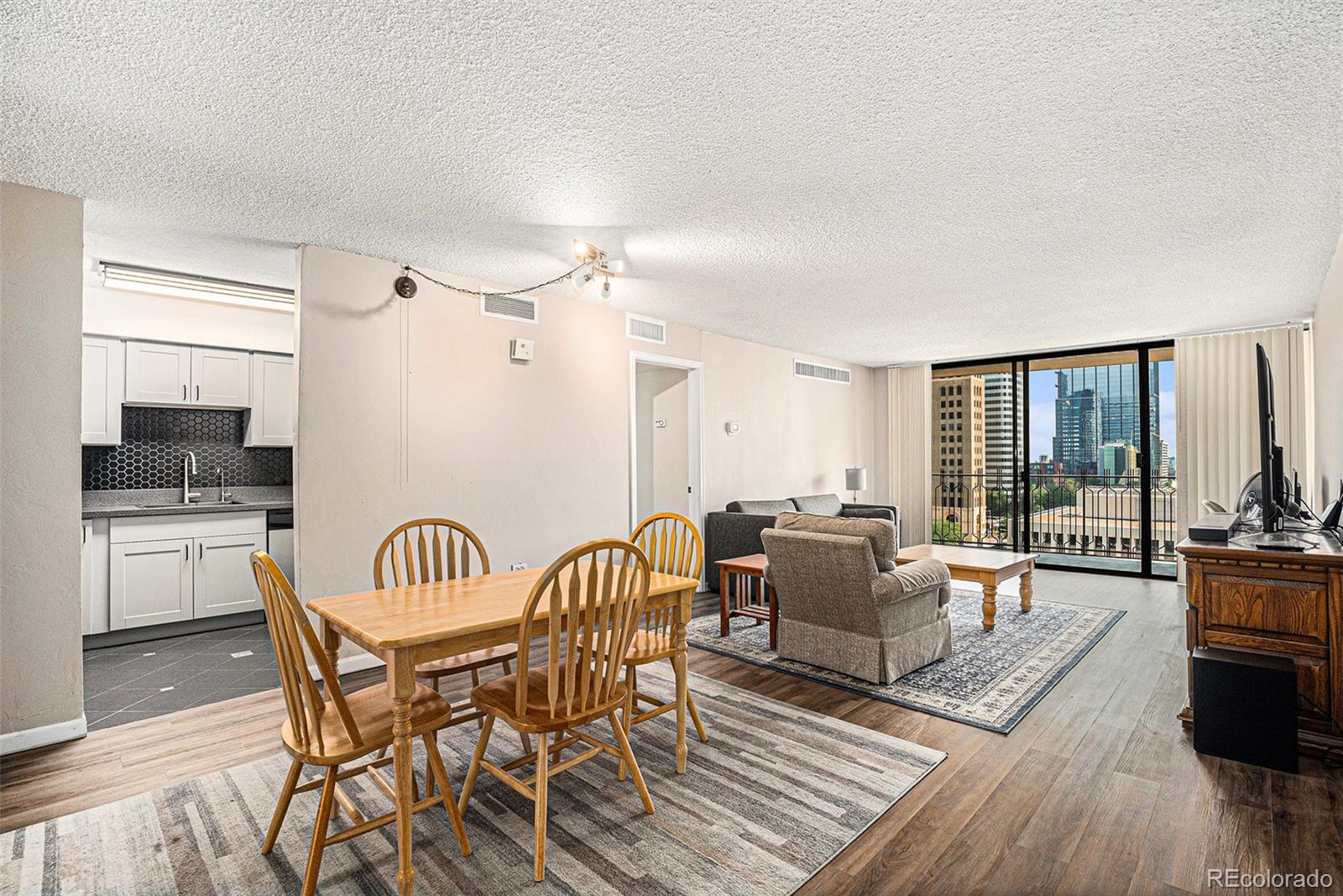 1020 15th Street Unit: 9G
