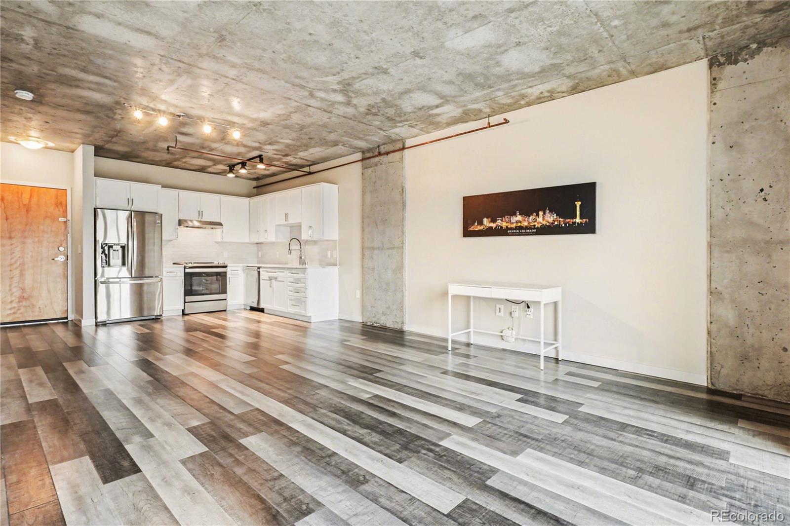 1475 Delgany Street Unit: 404