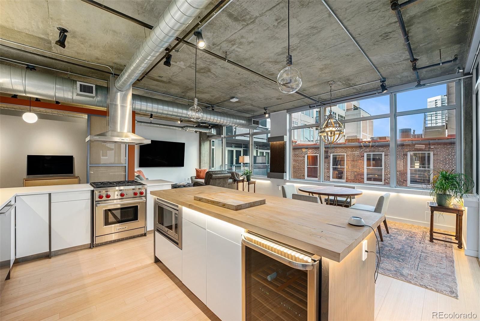 1401 Wewatta Street Unit: 504