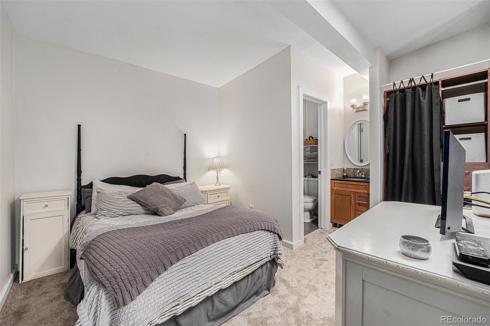 2193 Arapahoe Street Unit: 6