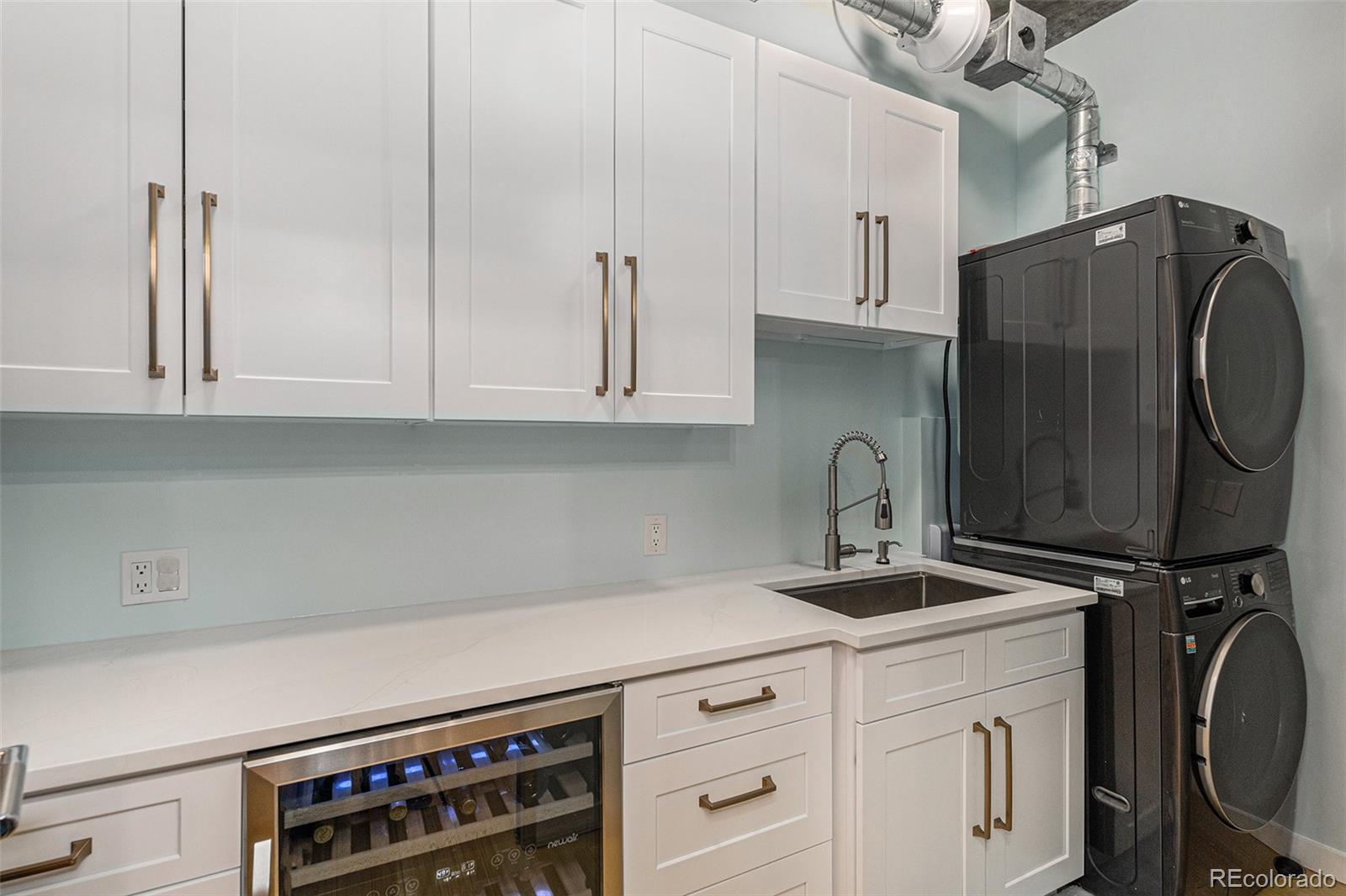 1401 Wewatta Street Unit: 1202