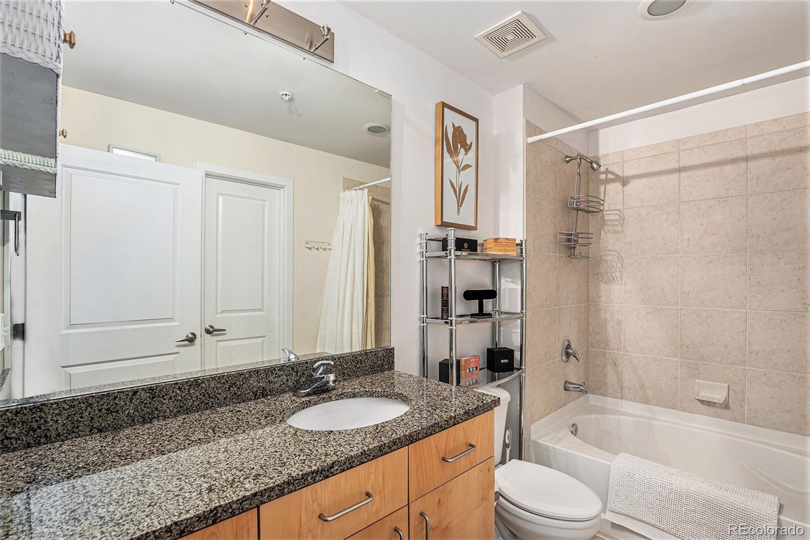 1700 Bassett Street Unit: 903