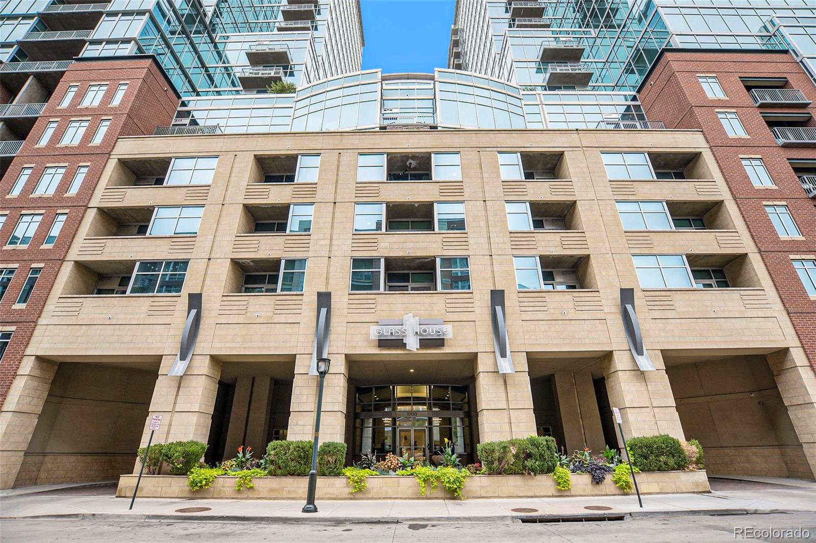 1700 Bassett Street Unit: 903