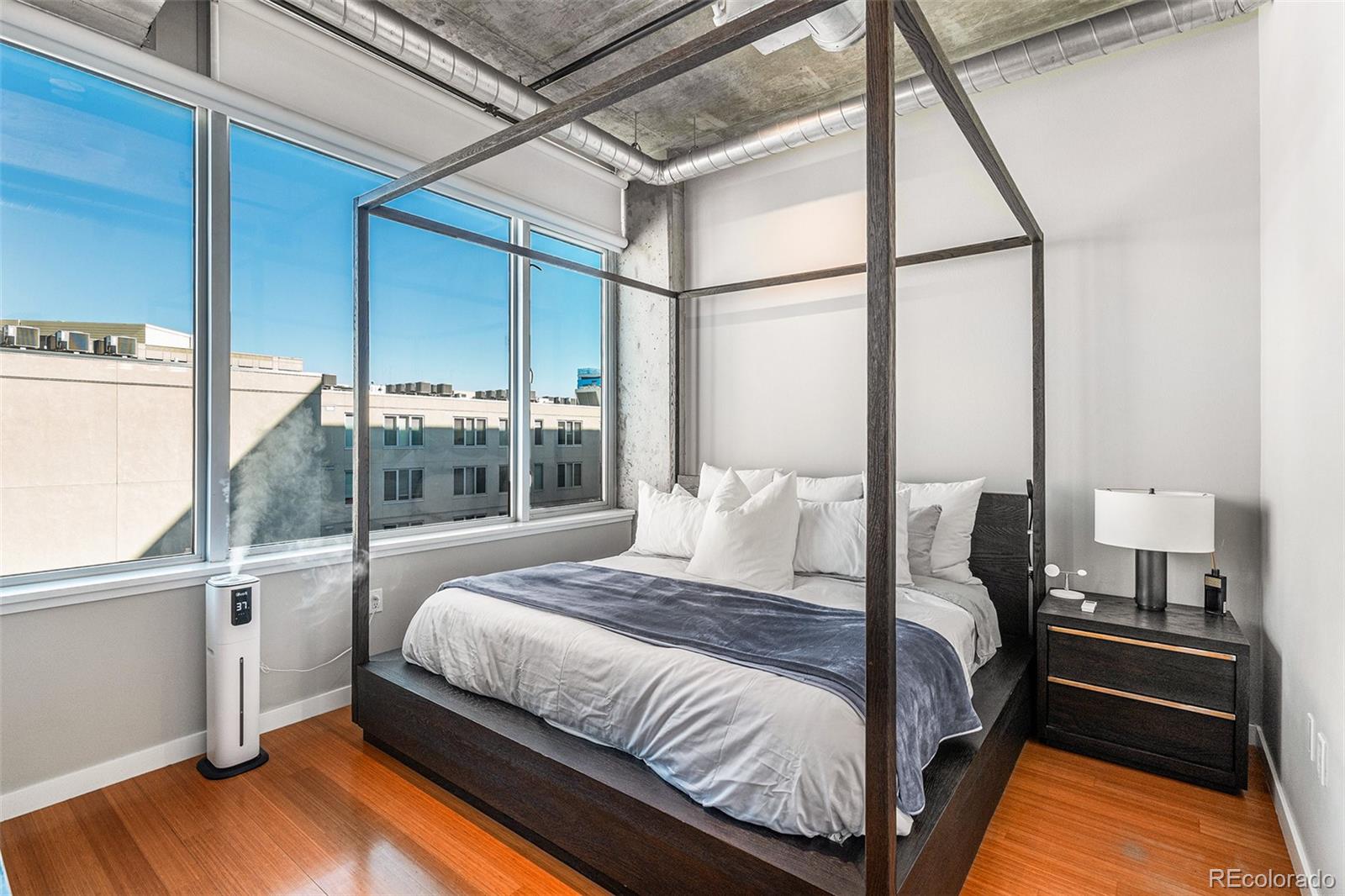 1401 Wewatta Street Unit: 911