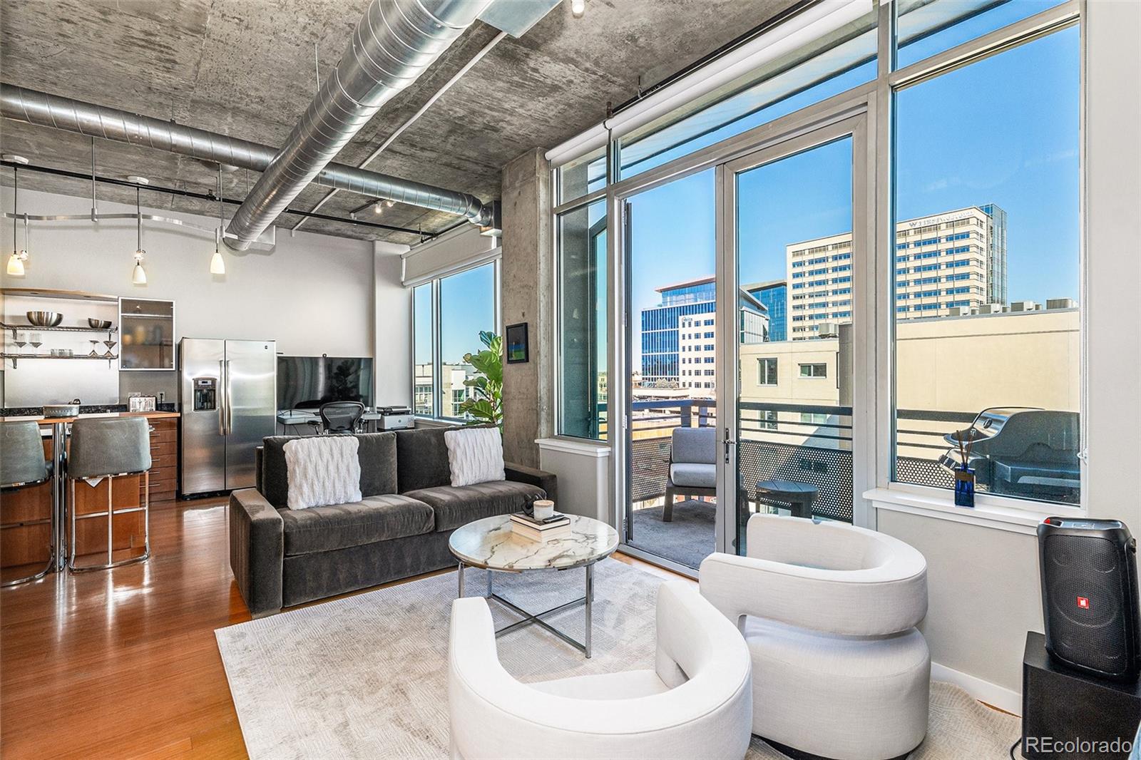1401 Wewatta Street Unit: 911